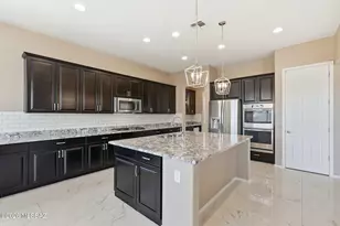 1138 W Peaceful Meadow Path, Sahuarita, AZ 85629 - Photo 12