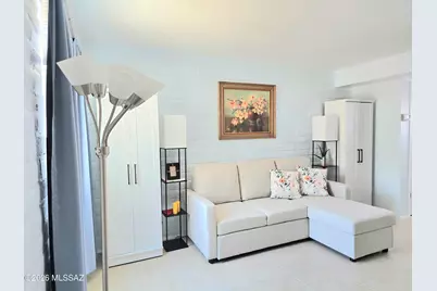 210 W Camino Alameda #A, Green Valley, AZ 85614 - Photo 4