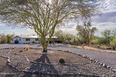 7957 N Village Avenue, Tucson, AZ 85704 - Photo 40