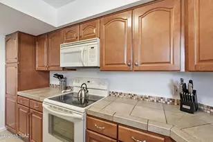6490 N Tierra De Las Catalinas, Tucson, AZ 85718 - Photo 16