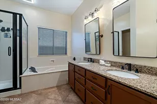 721 N Promontory Dr, Tucson, AZ 85748 - Photo 22