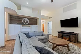 721 N Promontory Dr, Tucson, AZ 85748 - Photo 14