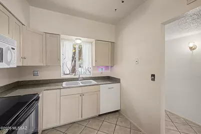 685 S Pantano Parkway, Tucson, AZ 85710 - Photo 8