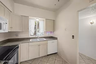 685 S Pantano Pkwy, Tucson, AZ 85710 - Photo 8