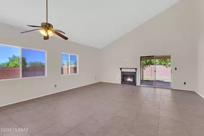 9949 E Emily Drive, Tucson, AZ 85730 - Photo 2