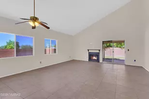 9949 E Emily Dr, Tucson, AZ 85730 - Photo 2