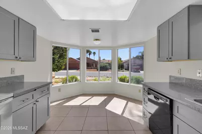 9949 E Emily Drive, Tucson, AZ 85730 - Photo 6