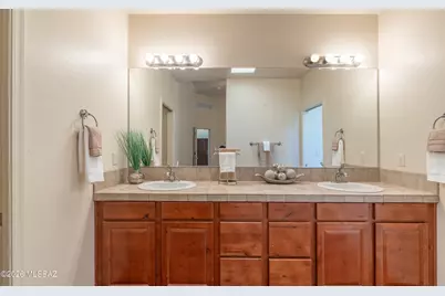 9459 E Lanterra, Tucson, AZ 85710 - Photo 24