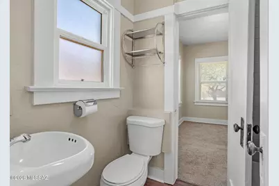 827 E 10th Street, Tucson, AZ 85719 - Photo 18
