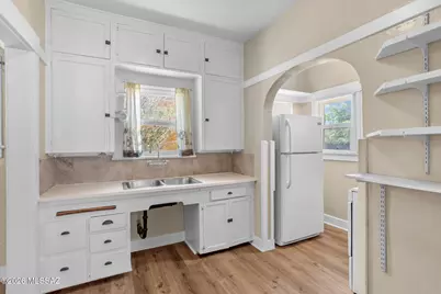 827 E 10th Street, Tucson, AZ 85719 - Photo 10