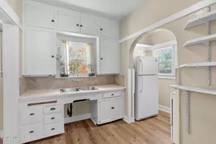827 E 10th St, Tucson, AZ 85719 - Photo 10