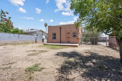 827 E 10th Street, Tucson, AZ 85719 - Photo 24