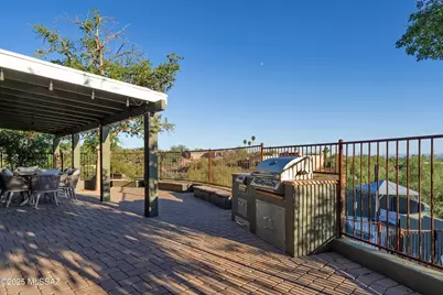 7364 N Mountain Shadows Drive, Tucson, AZ 85718 - Photo 40