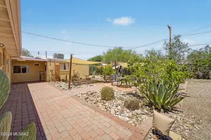 3973 E Desmond Ln, Tucson, AZ 85712 - Photo 26