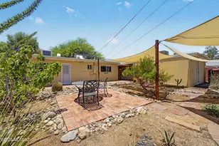 3973 E Desmond Ln, Tucson, AZ 85712 - Photo 32