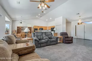 4940 N Castle Ridge Rd, Tucson, AZ 85749 - Photo 8