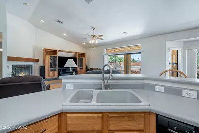 4940 N Castle Ridge Road, Tucson, AZ 85749 - Photo 14