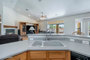 4940 N Castle Ridge Rd, Tucson, AZ 85749 - Photo 14