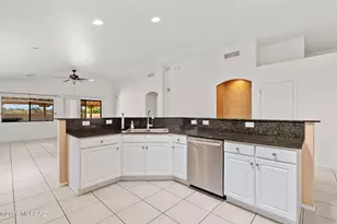7700 N Sun Flair Dr, Tucson, AZ 85741 - Photo 14