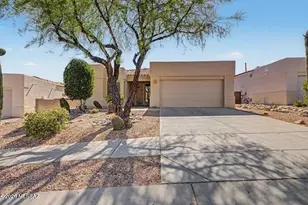 5141 N Sabino Fairway Pl, Tucson, AZ 85749 - Photo 2