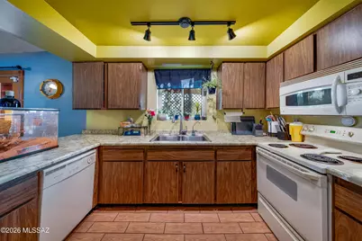 7800 E Joshua Place, Tucson, AZ 85730 - Photo 8