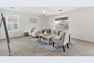 749 W Emerald Key Drive, Green Valley, AZ 85614 - Photo 4