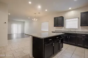 9277 W Creosote Rain Dr, Marana, AZ 85653 - Photo 12