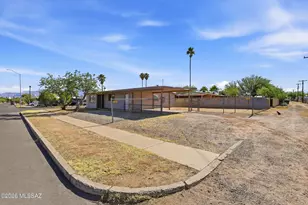 3402 E 27th St, Tucson, AZ 85713 - Photo 4