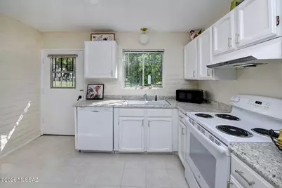 711 W Las Lomitas Road, Tucson, AZ 85704 - Photo 16