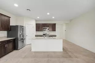 10818 W Claxton Dr, Marana, AZ 85653 - Photo 18