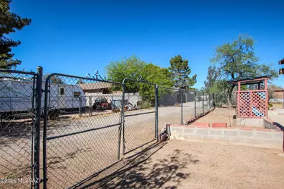 872 W Glenn, Tucson, AZ 85705 - Photo 46