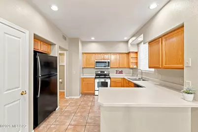 5104 E Calle Vista De Colores, Tucson, AZ 85711 - Photo 8