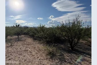 W Carefree Lane #390, Benson, AZ 85602 - Photo 8