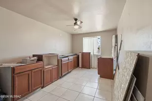 7457 E Beverly Dr, Tucson, AZ 85710 - Photo 22