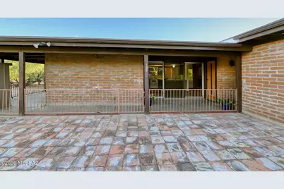 3520 N Melpomene Way, Tucson, AZ 85749 - Photo 12
