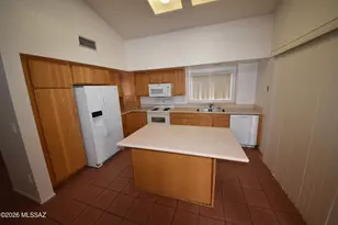 5120 E Woodgate Ln, Tucson, AZ 85712 - Photo 6