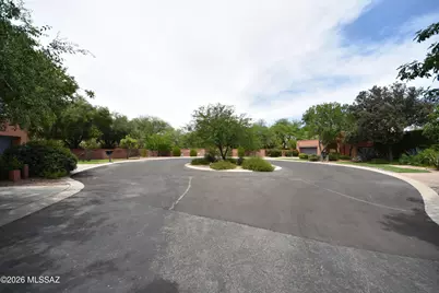 5120 E Woodgate Lane, Tucson, AZ 85712 - Photo 2
