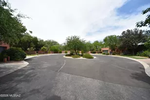 5120 E Woodgate Ln, Tucson, AZ 85712 - Photo 2