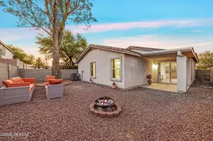 228 E Scarlet Maple St, Sahuarita, AZ 85629 - Photo 32