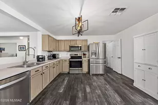 228 E Scarlet Maple St, Sahuarita, AZ 85629 - Photo 1