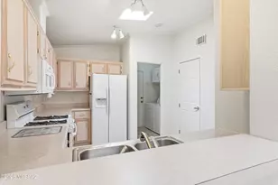 492 W Windham Blvd, Green Valley, AZ 85614 - Photo 4