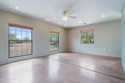 2701 E Sahuarita Road, Vail, AZ 85641 - Photo 8