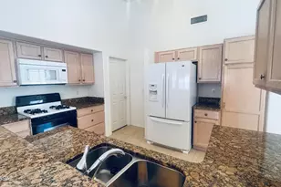10229 E Gray Hawk Dr, Tucson, AZ 85730 - Photo 6