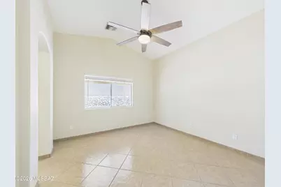 7923 S Lennox Lane, Tucson, AZ 85747 - Photo 10