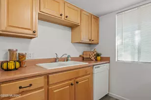 455 W Kelso St, Tucson, AZ 85705 - Photo 6