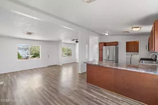 5955 S South Arrow Rd, Tucson, AZ 85757 - Photo 16