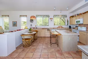 2966 E Atsina Dr, Sierra Vista, AZ 85650 - Photo 10
