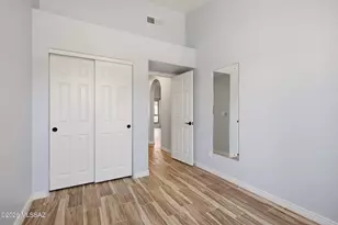 11872 N Labyrinth Dr, Tucson, AZ 85737 - Photo 14