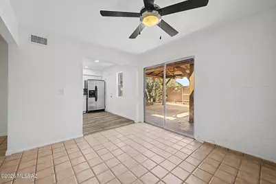 3960 E Flower Street #APT 38, Tucson, AZ 85712 - Photo 6