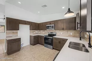 987 Gigi Ct, Rio Rico, AZ 85648 - Photo 2
